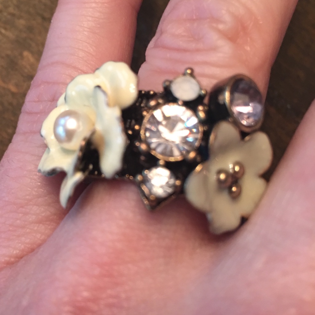 Bcbg Gorgeous Enamel And Heavy Metal Ring 125$